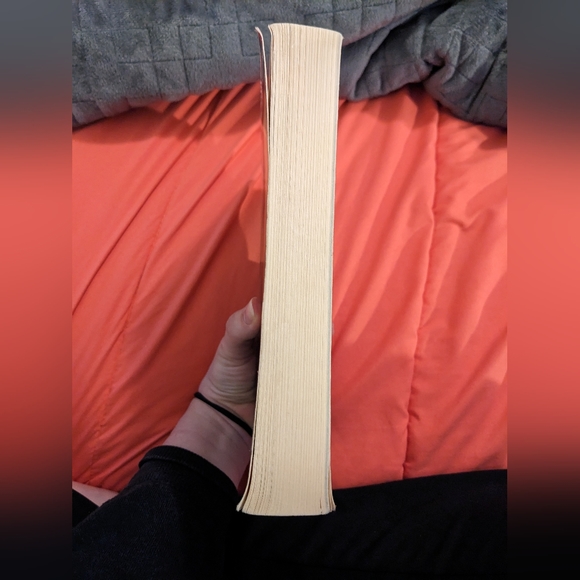 Book - Water for Elephants - Picture 5 of 5